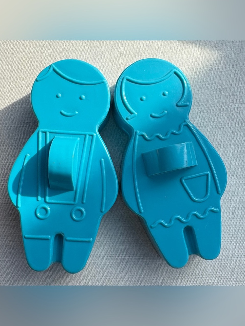Avon Vintage Cookie Cutter Set